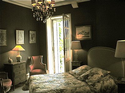 Dark Gray Bedroom on Black Bedroom