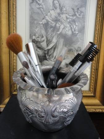 old silver new use interior make-up brushes organisation